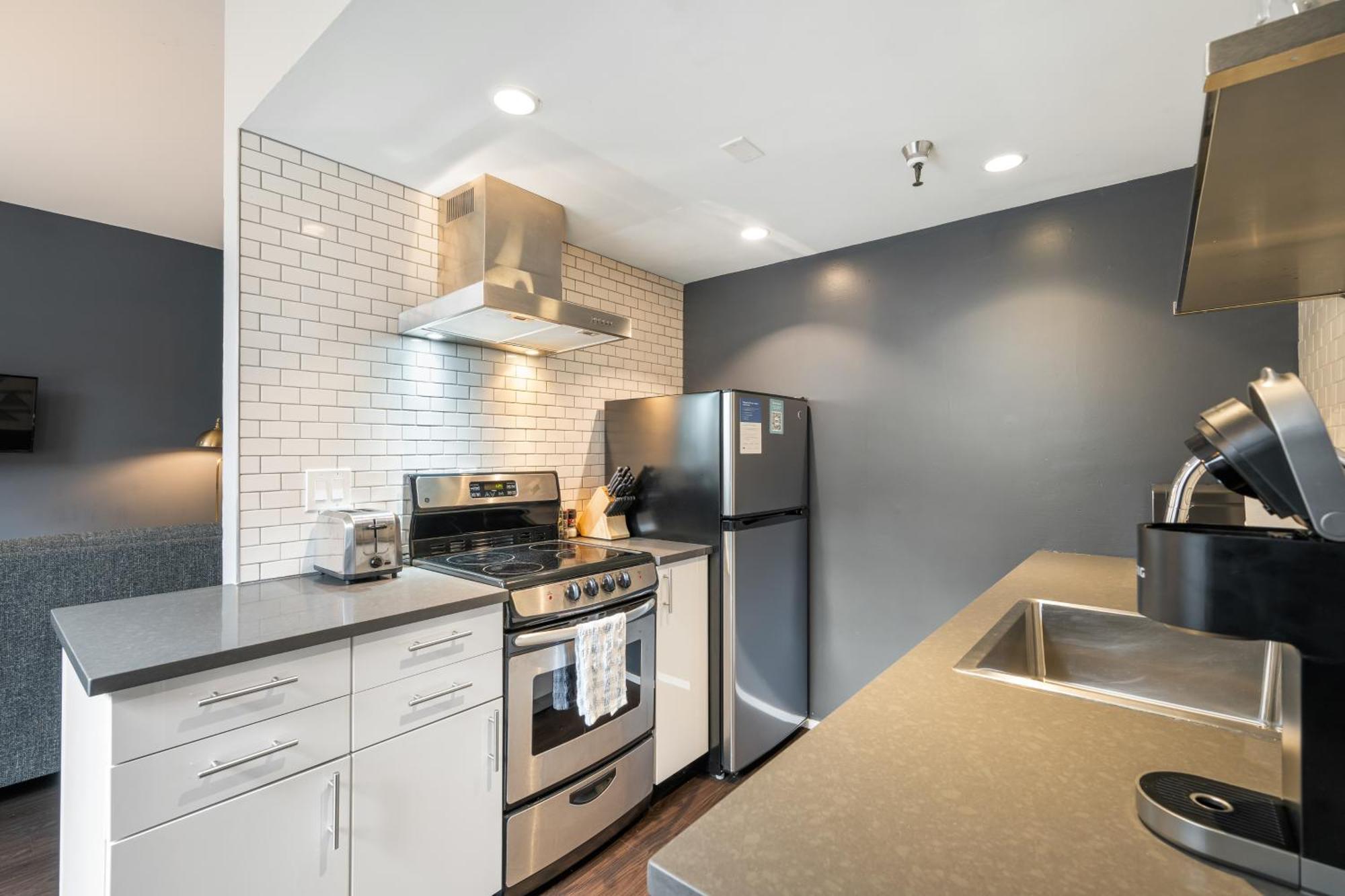Oxford Apartment By At Mine Hospitality Seattle Zewnętrze zdjęcie