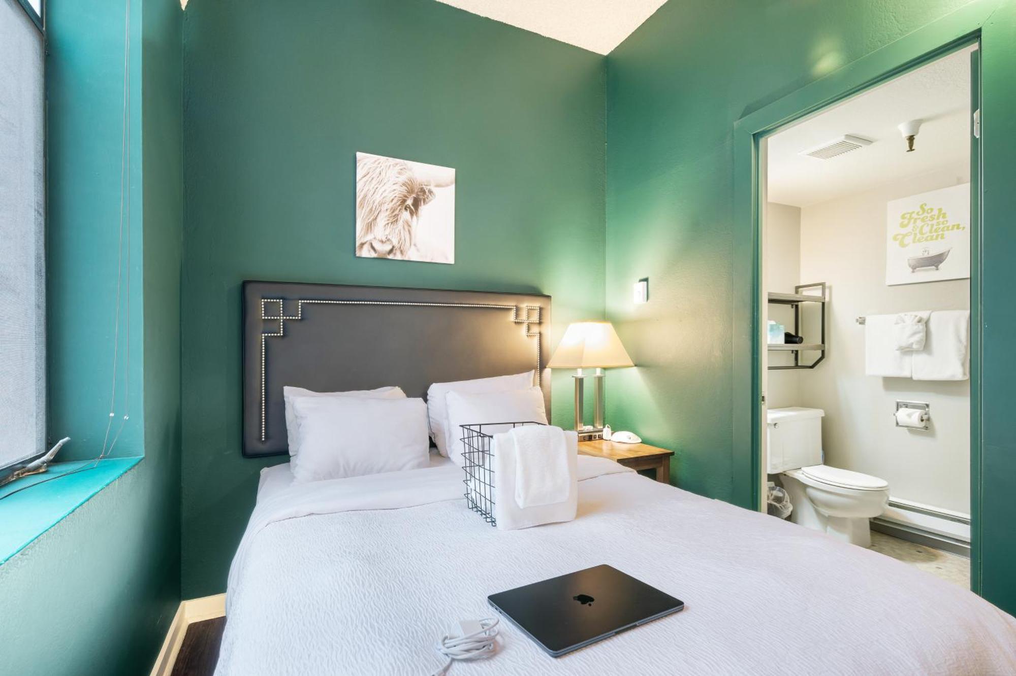 Oxford Apartment By At Mine Hospitality Seattle Zewnętrze zdjęcie