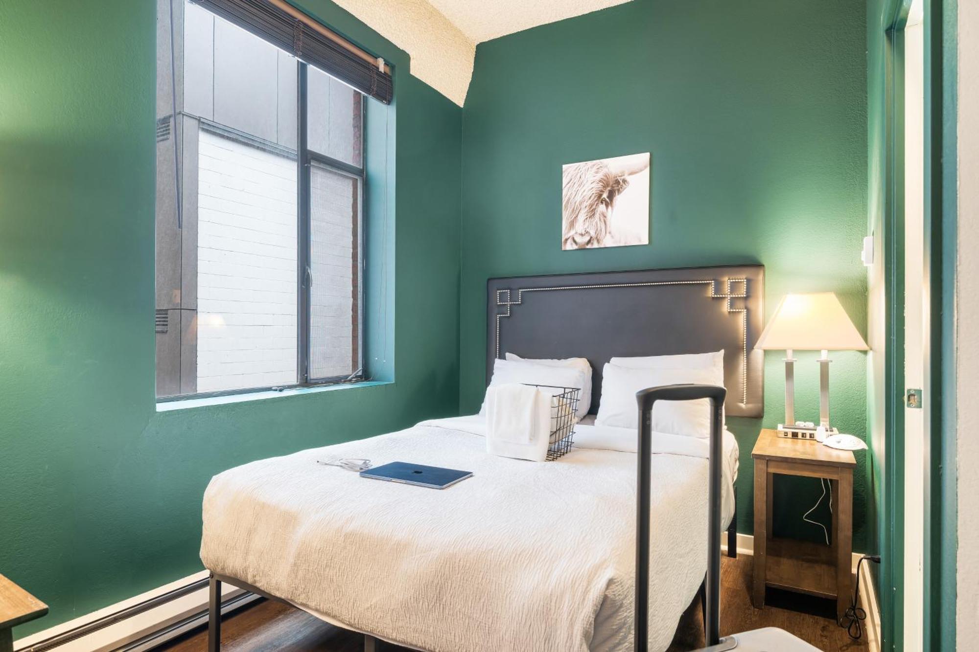 Oxford Apartment By At Mine Hospitality Seattle Zewnętrze zdjęcie