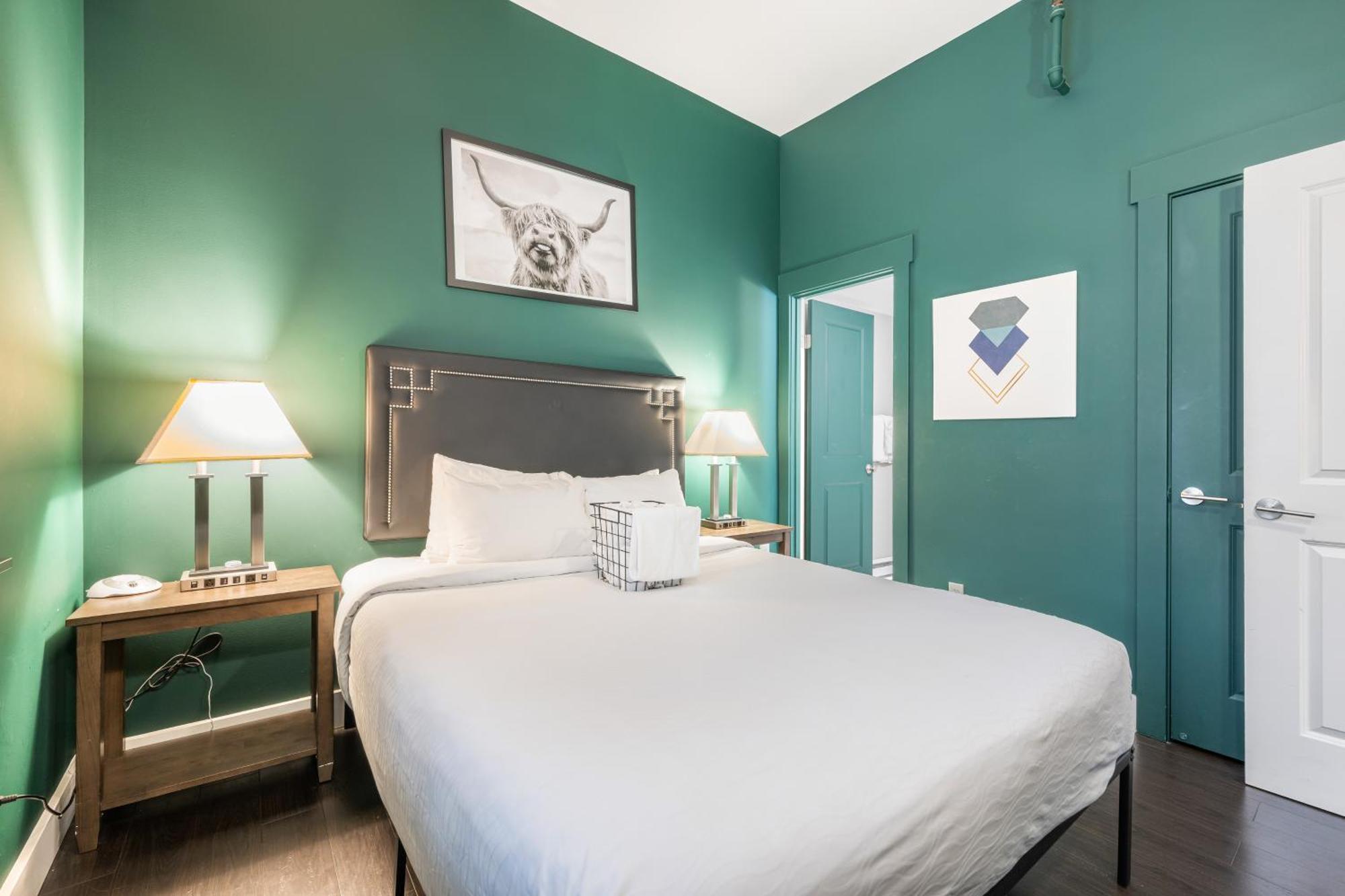 Oxford Apartment By At Mine Hospitality Seattle Zewnętrze zdjęcie