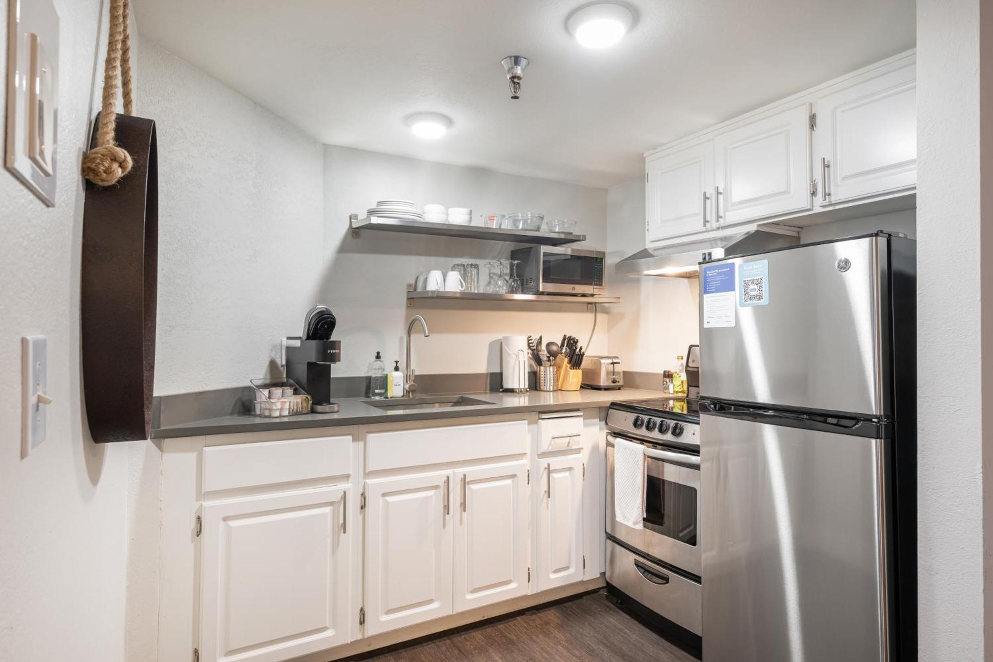 Oxford Apartment By At Mine Hospitality Seattle Zewnętrze zdjęcie