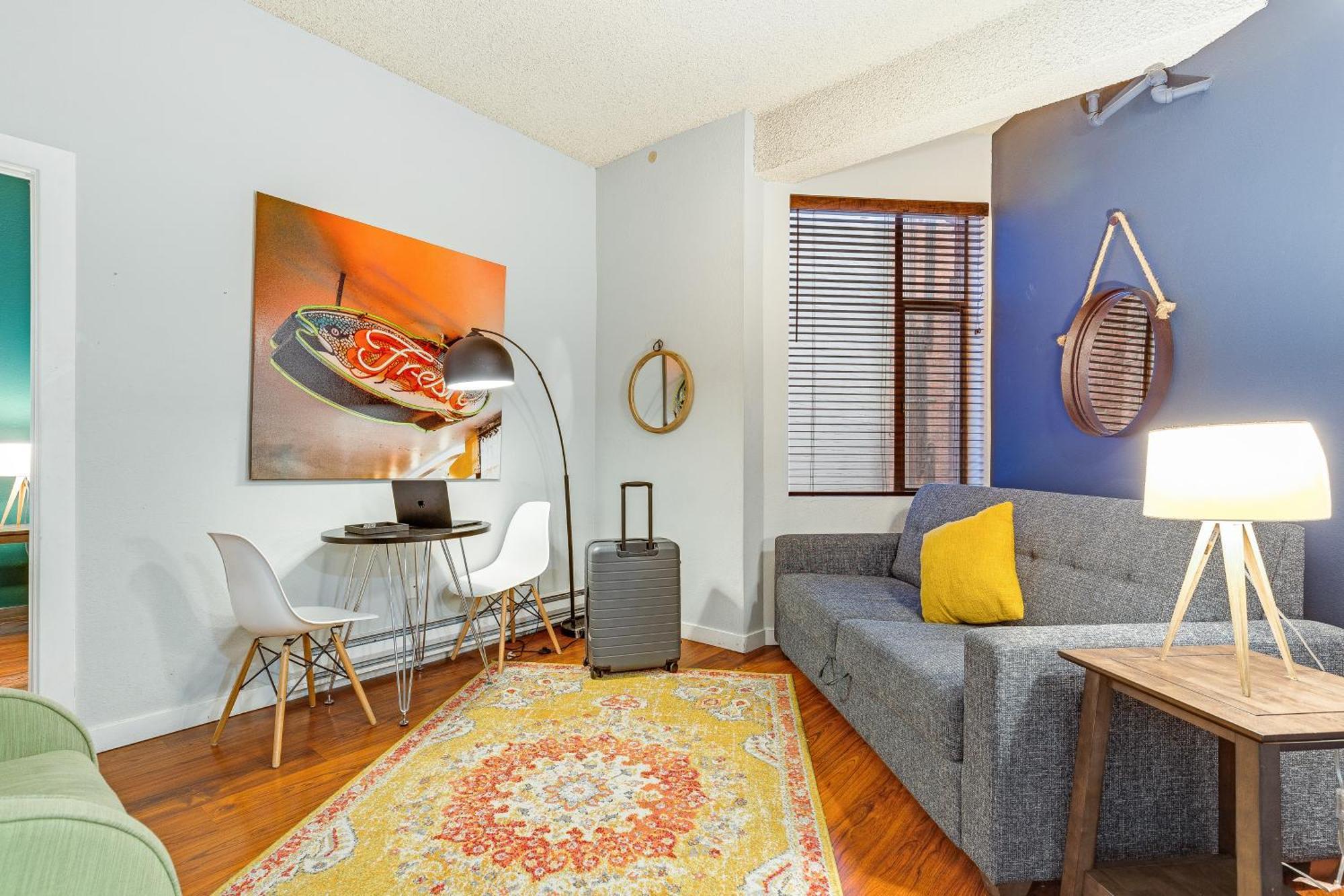 Oxford Apartment By At Mine Hospitality Seattle Zewnętrze zdjęcie
