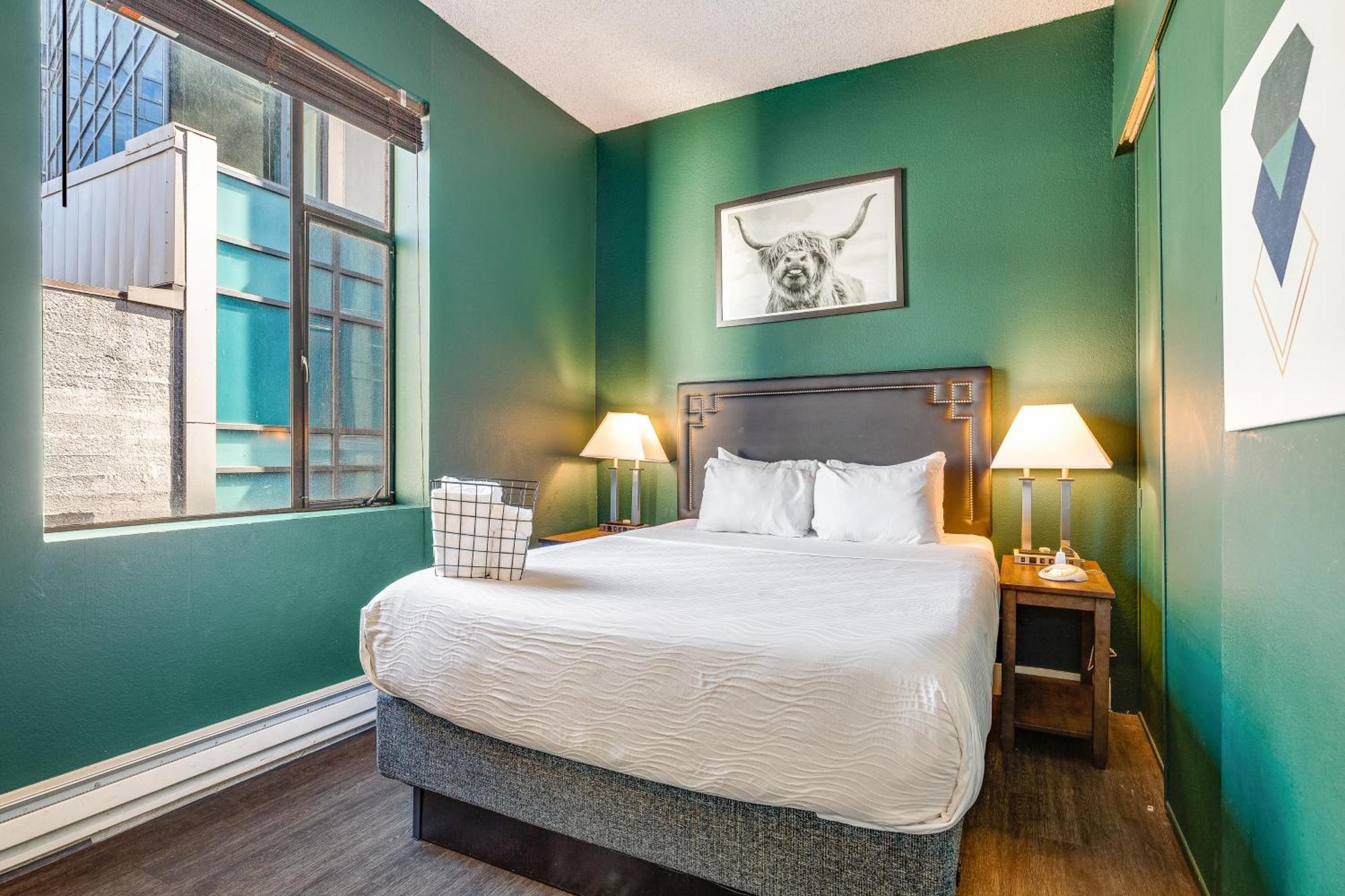 Oxford Apartment By At Mine Hospitality Seattle Zewnętrze zdjęcie